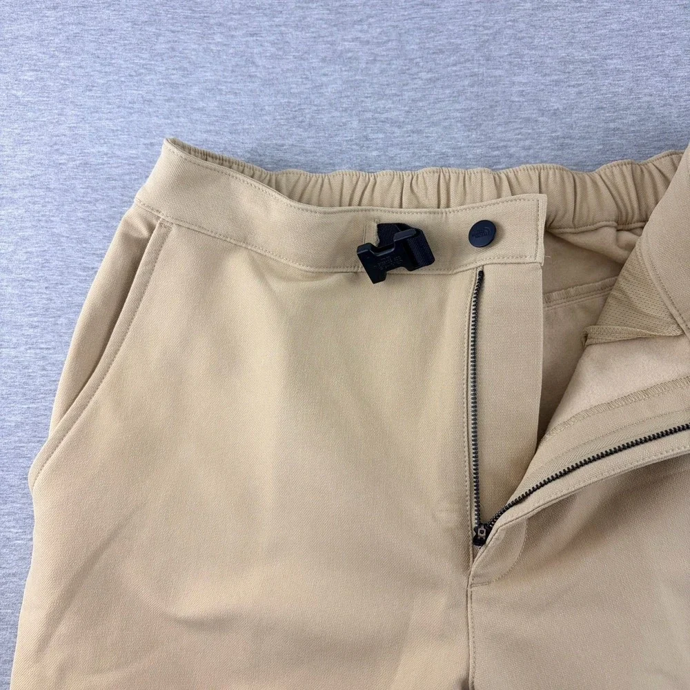 The North Face Camden Pant Men's Medium Khaki Hiking Travel Pants NWT